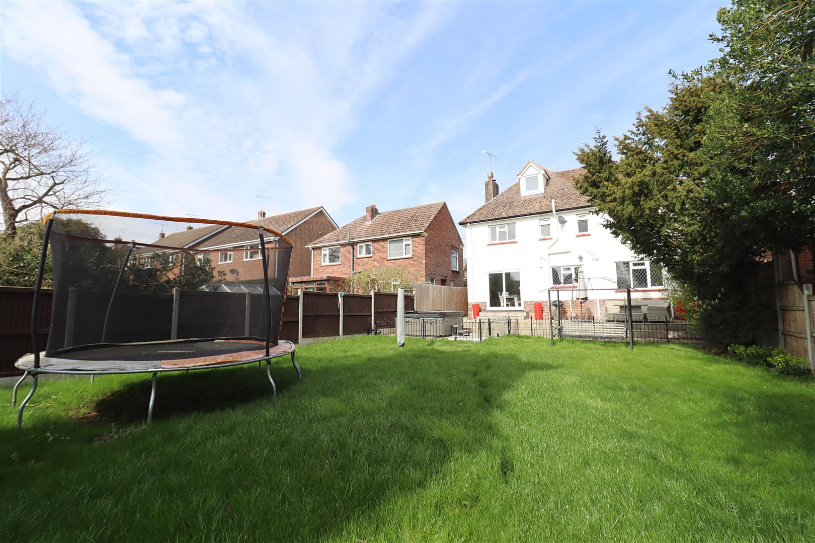 32701980 Marshalls Road, Braintree Branocs Estates